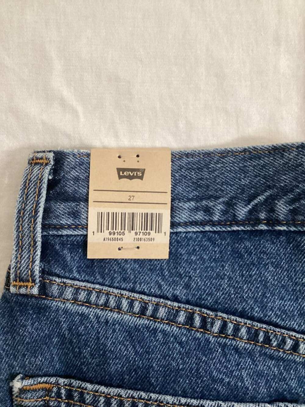 Levi's Blue High-Rise Denim Jean Shorts - Picture 6 of 6
